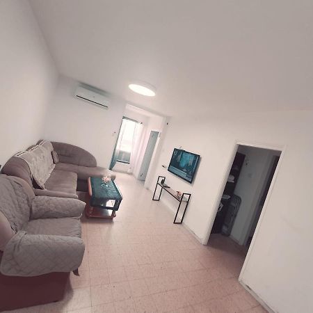 נוף לאגם הכנרת היפה והמרגיע Apartman Tiberias Kültér fotó
